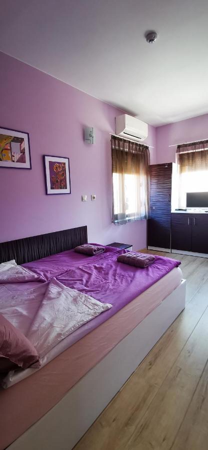 Rose Valley Guest House Kazanlŭk Exterior photo